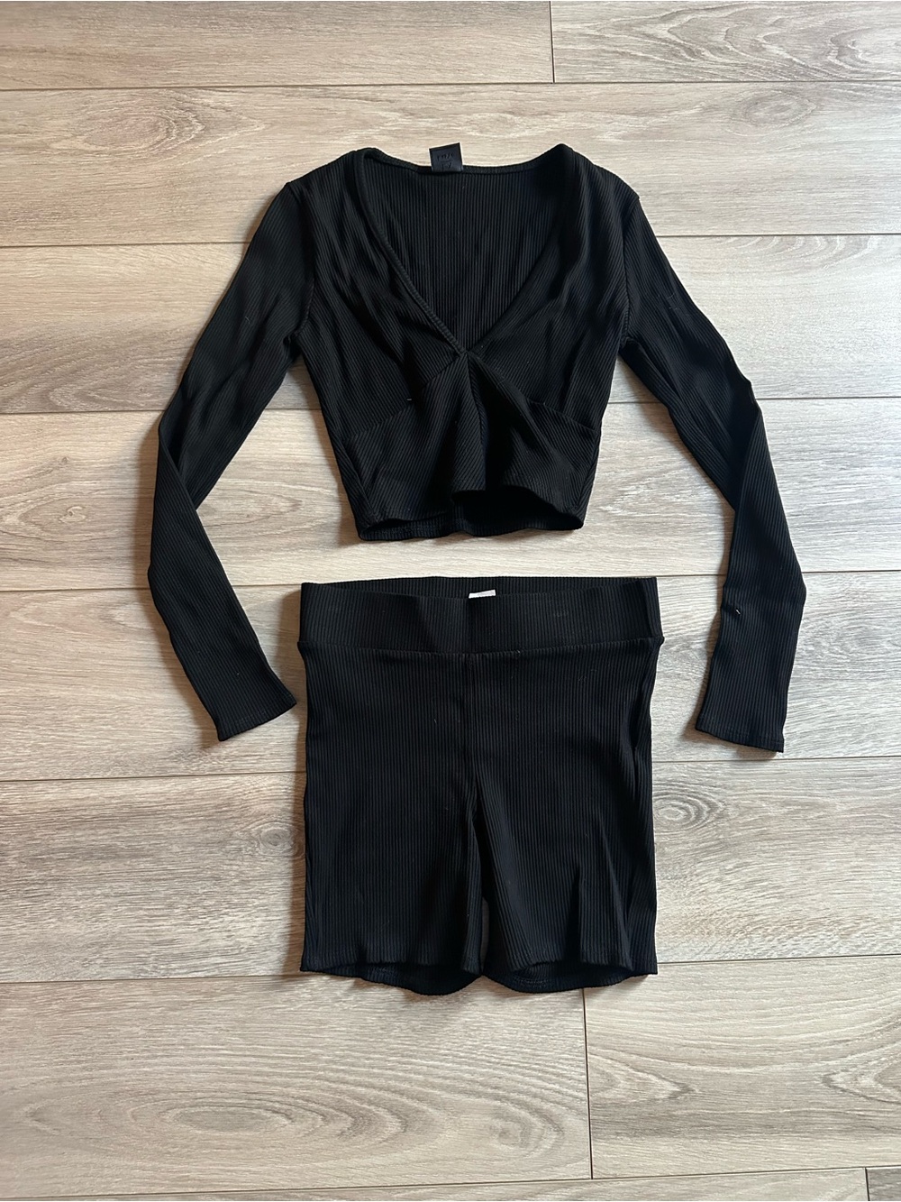 LA Luxe Black Ribbed Long Sleeve Cropped Top & High Waist Shorts Set